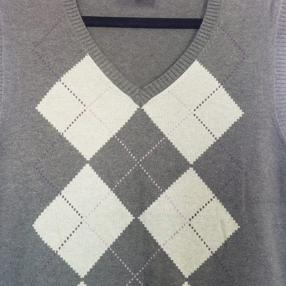 Grandpa argyle sweatervest - Picture 3 of 4